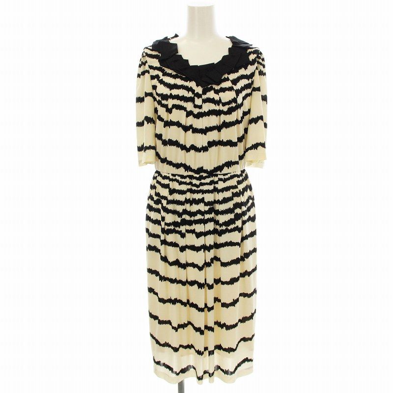 LANVIN ベージュ フリル袖 ワンピース 38 LANVIN ベージュ フリル袖 ワンピース 38 - メルカリ