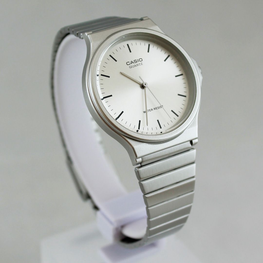新品・未使用 】カシオ CASIO MQ-24D-7EJH チープカシオ シルバー