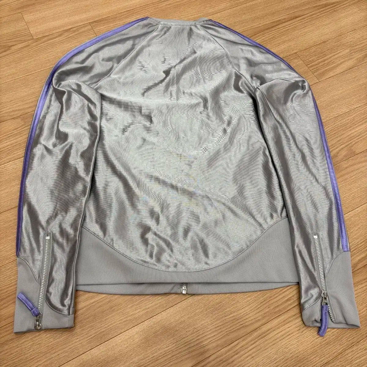 adidas アディダス