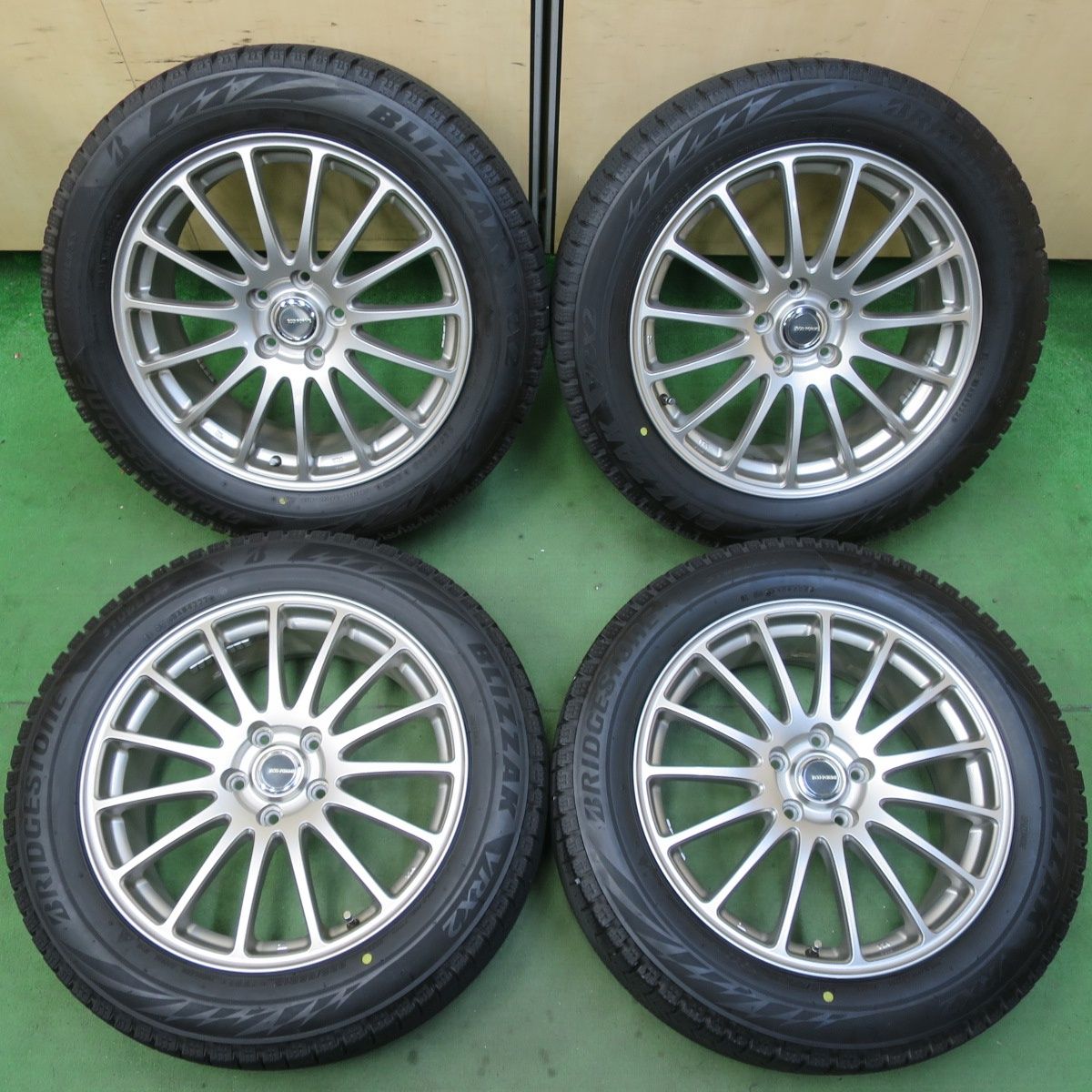 185/65R15 VRX バリ溝フリードノートブリジストン