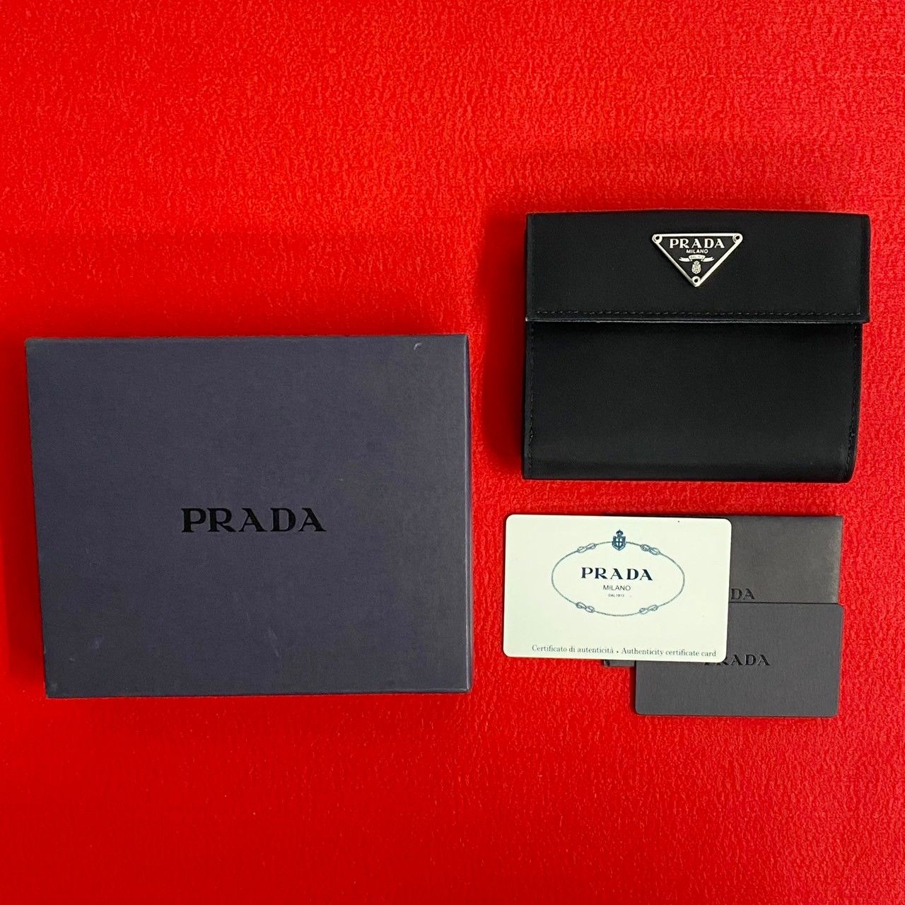 【未使用級】プラダ コインケース 三角ロゴ サフィアーノ レザー ブラック PRADA 極 美品 希少品 プラダ 三角ロゴ 金具 サフィアーノ