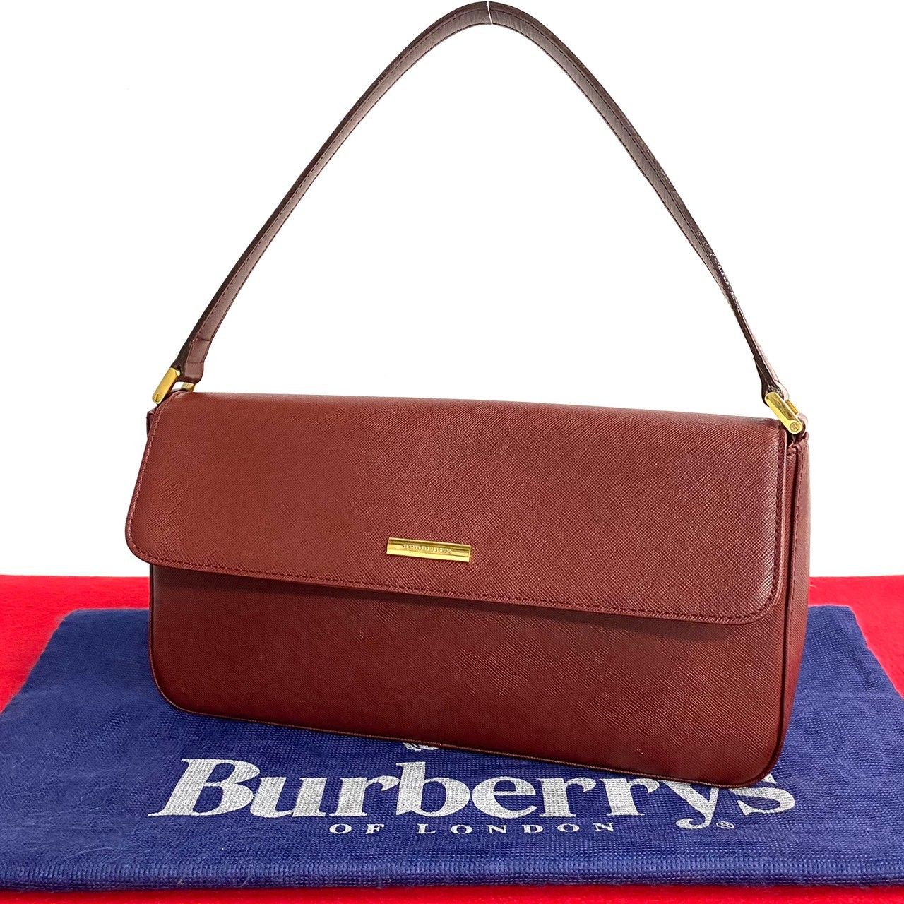 ほぼ未使用 レア品 BURBERRY バーバリー ロゴ 金具 レザー 本革