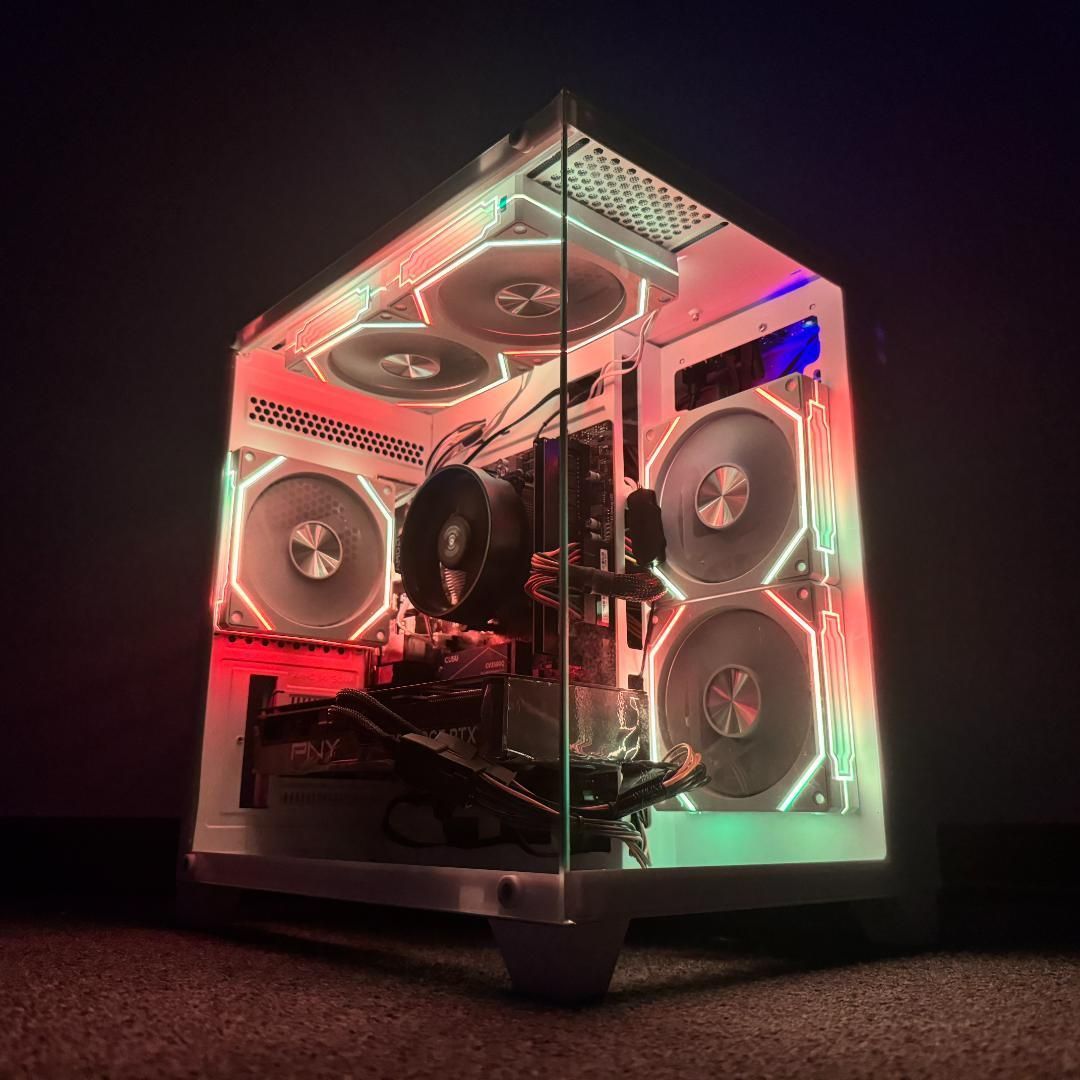 新品ケースゲーミングPC RTX5070Ti/Ryzen 7/新品SSD 1TB