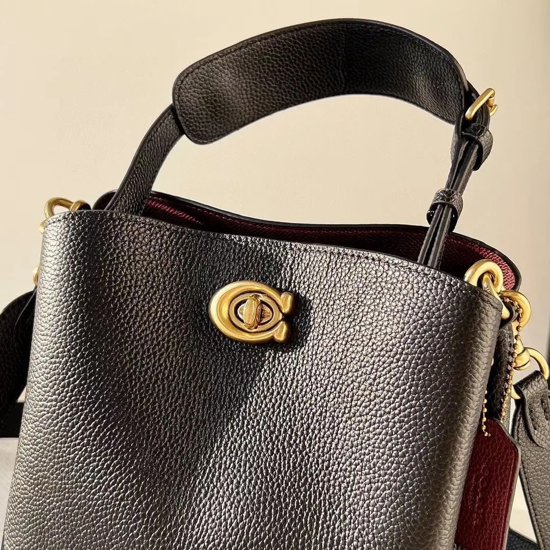 COACH コーチ ショルダーバッグ Willow Bucket C3916 レディース  