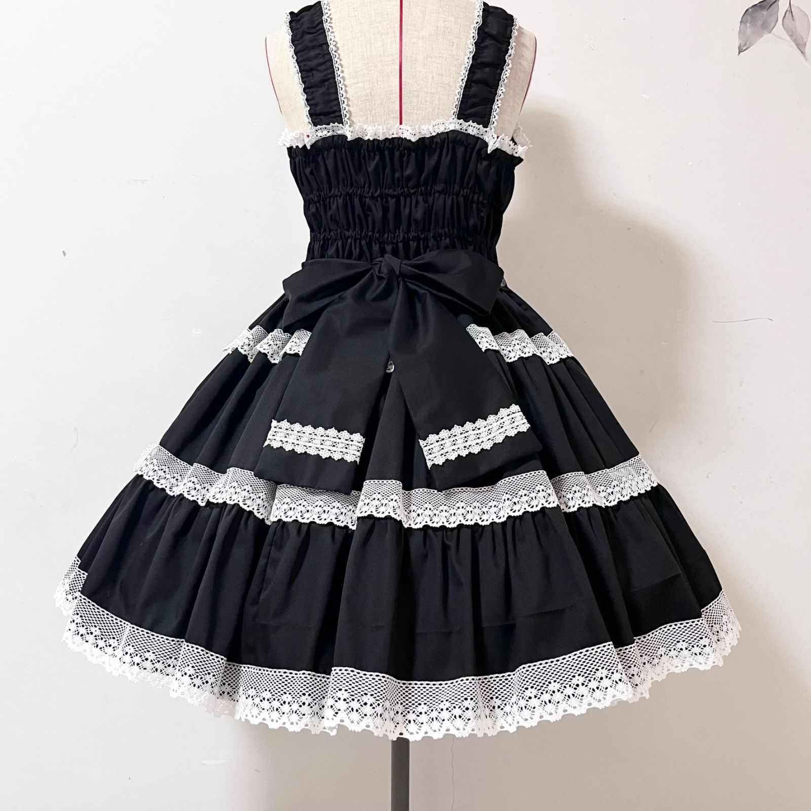 ハンドメイド　ロリィタ　スカート　懐古ロリィタ 懐古ロリィタ✨️ティアードジャンパースカート 黒×白 ロリィタ