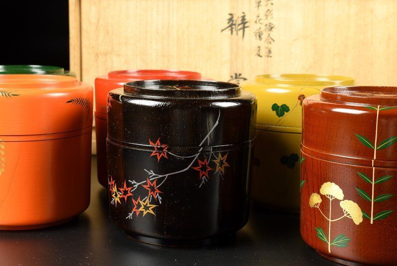 蔵C8566b 平安堂塗製 掻合塗草花文絵替蒔絵 六客 共箱