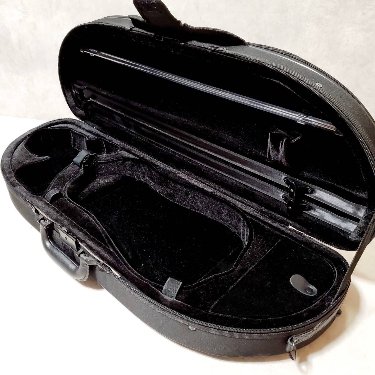 芯交換済み バイオリン ケース 4|4サイズ ブラック セミハードケース 軽量タイプ 弦楽器収納 ショルダーストラップ付き
