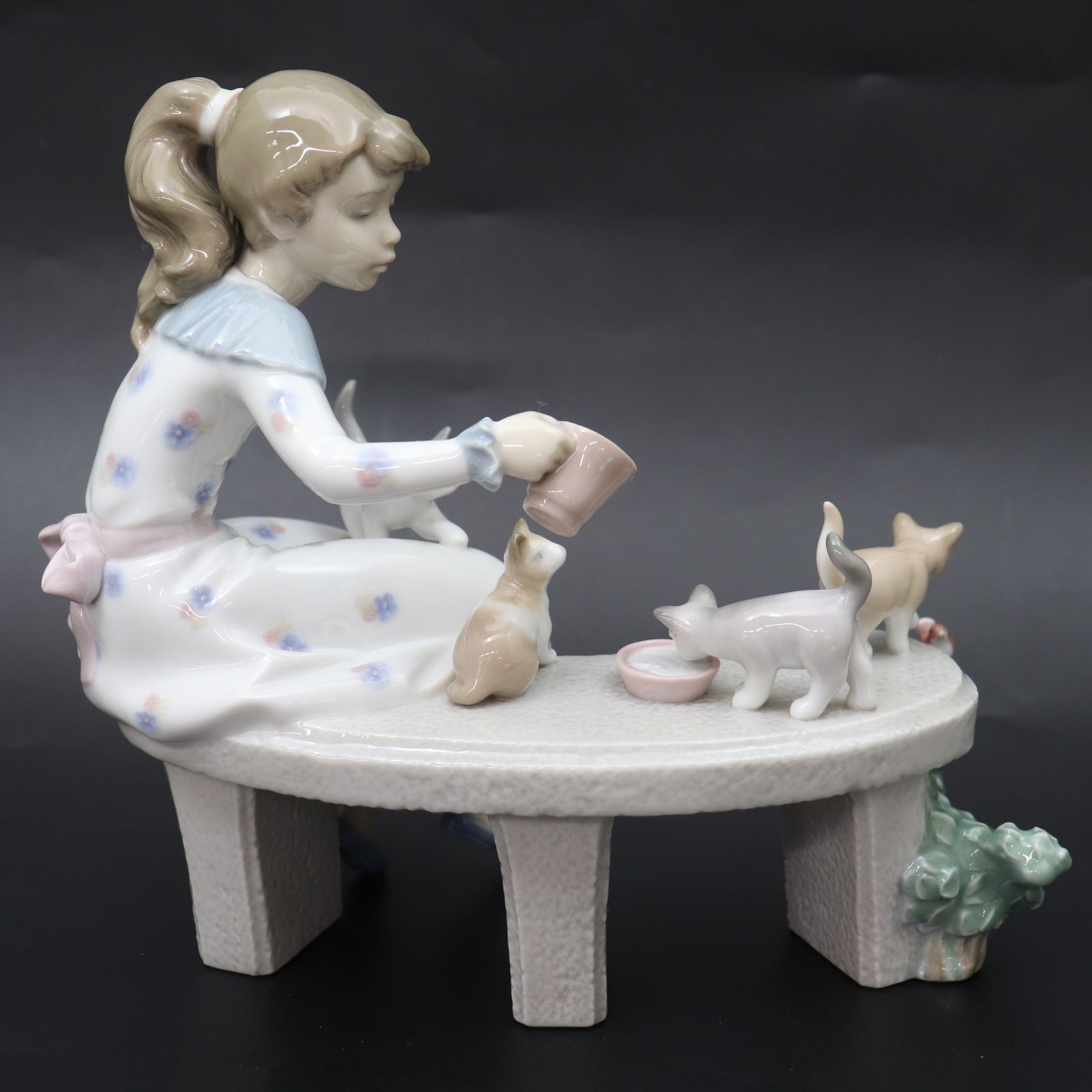 ITWAWKZY53UG LLADRO リヤドロ ミルクの時間 #6109 少女 猫 ねこ 小鳥