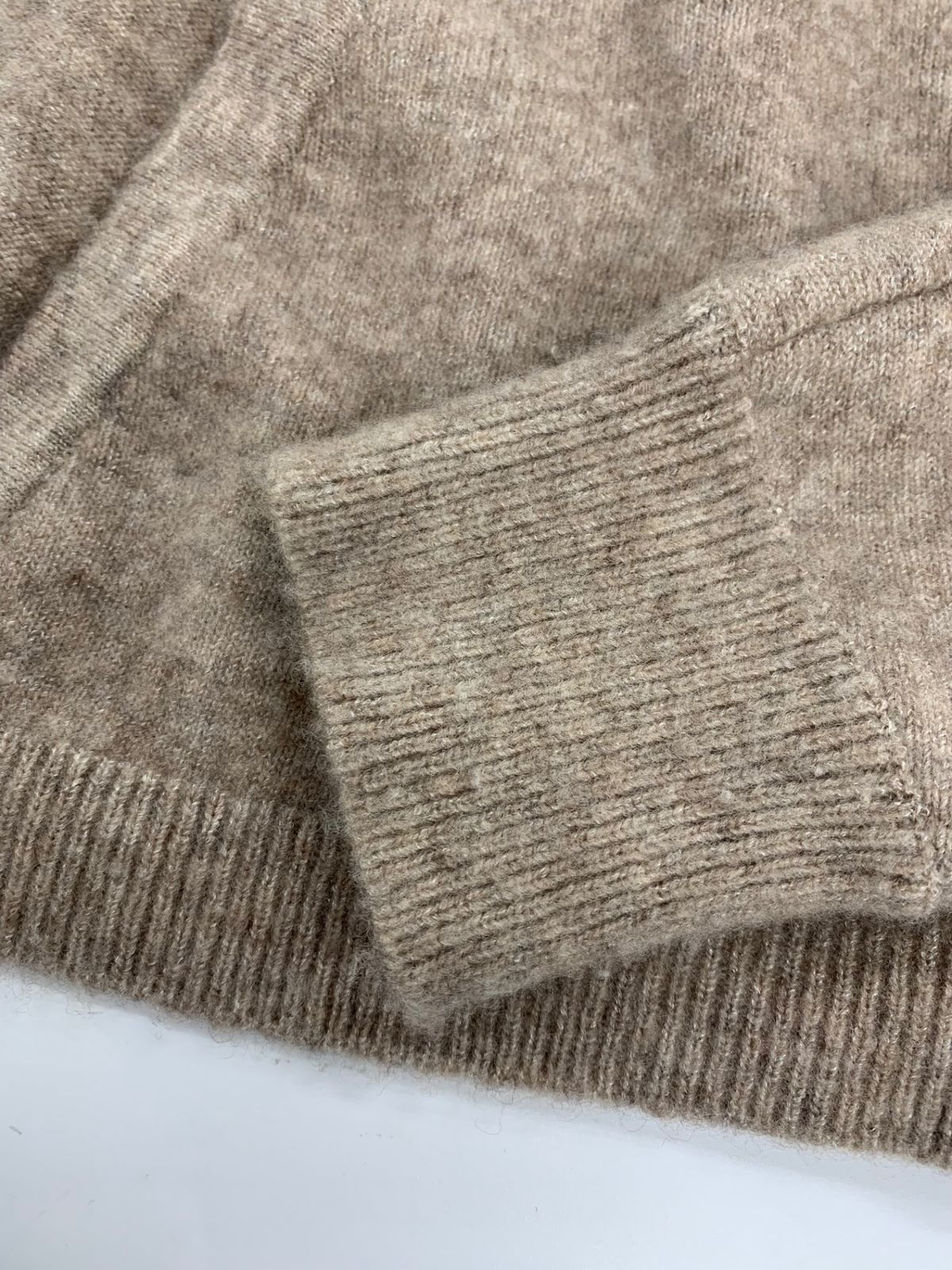 FOXEY BOUTIQUE - フォクシーブティック Cocon 38566 カーディガン 40 ベージュ ITOKYYSVFI9C フォクシーブティック Cocon 38566 カーディガン 40 ベージュ