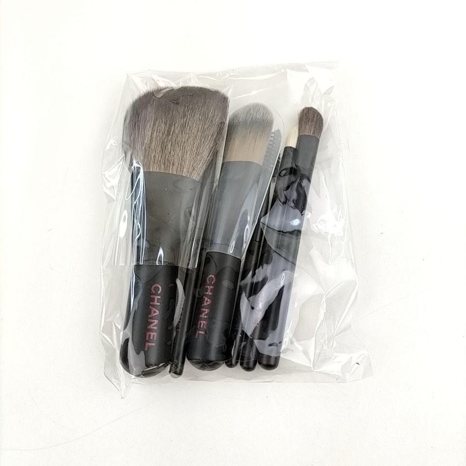 ★最終お値下げ★CHANEL LES MINIS ミニブラシセット CHANEL 】P 204 A-1 LES MINIS DE CHANEL 2011 シャネル レ ミニ