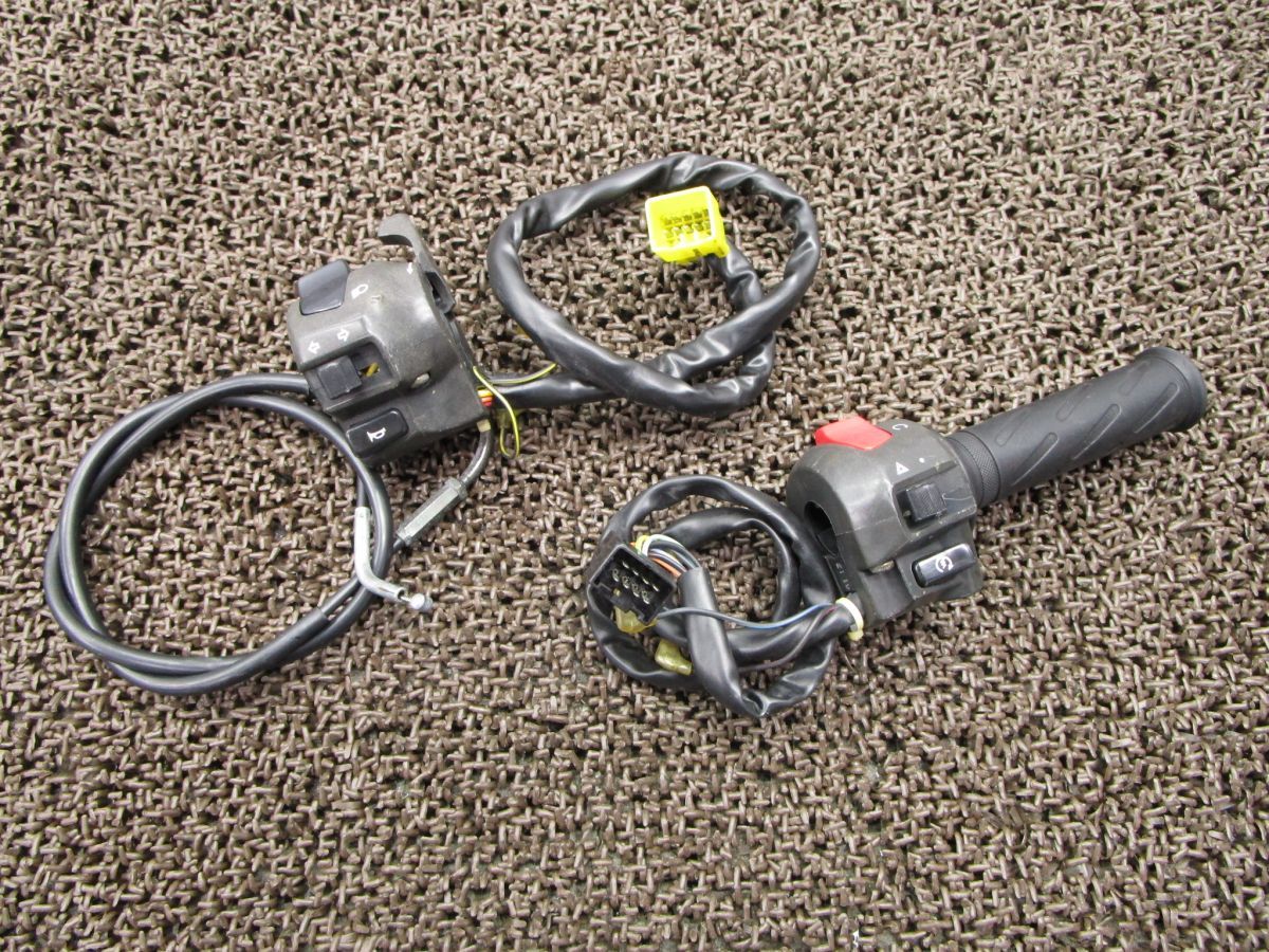 GSF750 ハンドルスイッチ 左右 スロットル ○V496！GR7EA スズキ