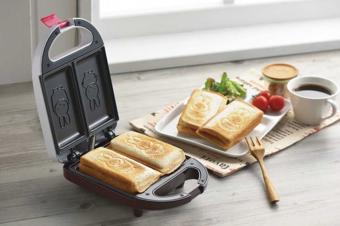 ミッフィー 耳まで焼けるホットサンドメーカー 2024