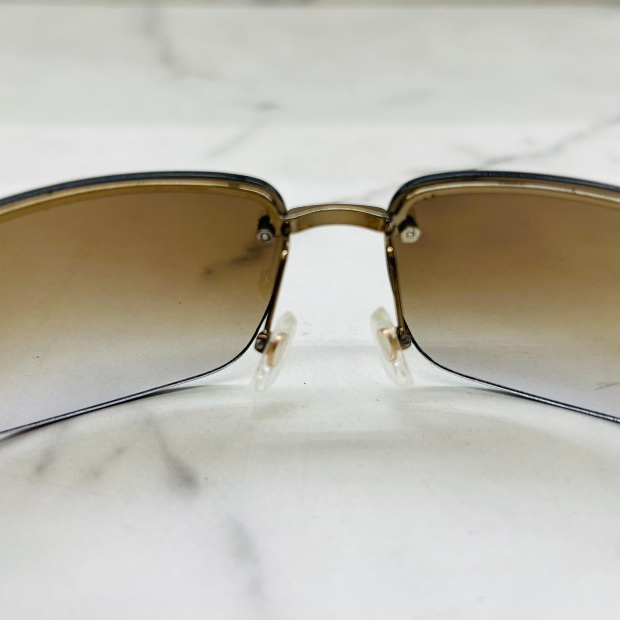 GUCCI グッチ ハーフリム サングラス ケース付き GUCCI オールドグッチ ハーフリム Y2K モード サングラス ケース付き