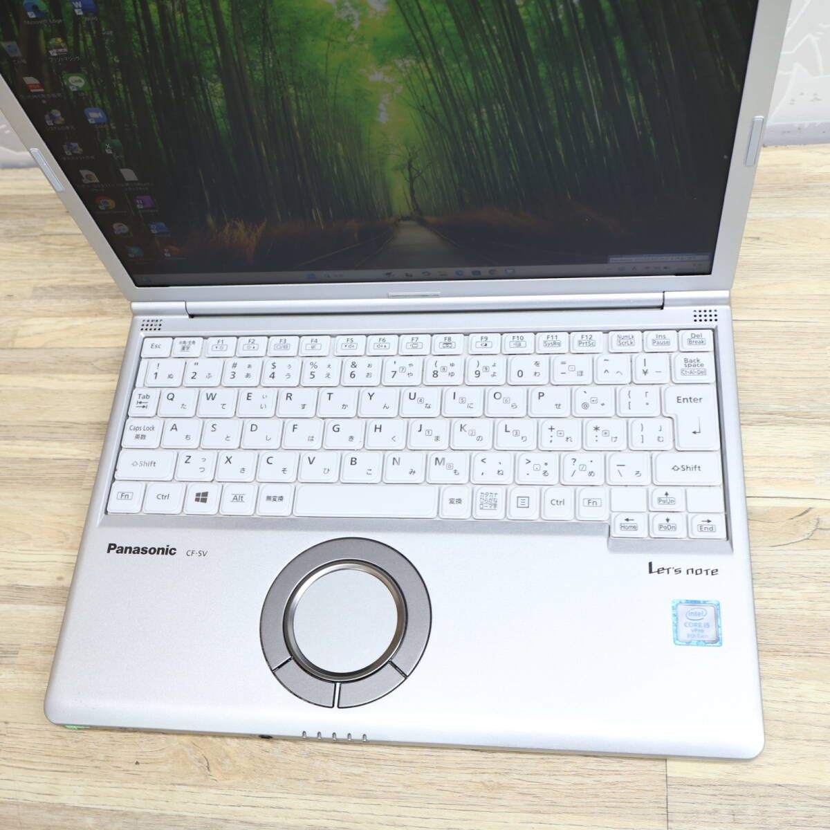 ☆美品 高性能8世代4コアi5！SSD256GB メモリ8GB☆CF-SV7 Core