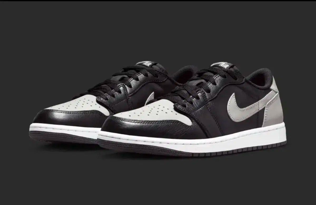 NIKE(ナイキ) エア ジョーダン 1 レトロ ロー OG 黒 ミディアム グレー 285 新品