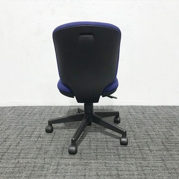 プリセアチェア ローバック オフィスチェア プラス ブルー