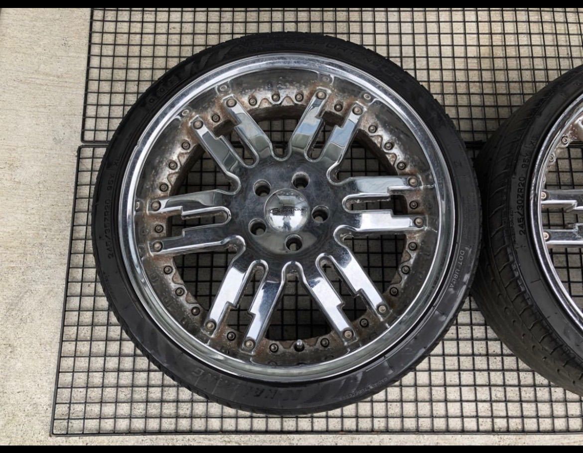 GIOVANNAタイヤ(4本)20インチ、PCD114.3。 giovanna 8.5J+35 20インチ タイヤホイール 4本セット - メルカリ