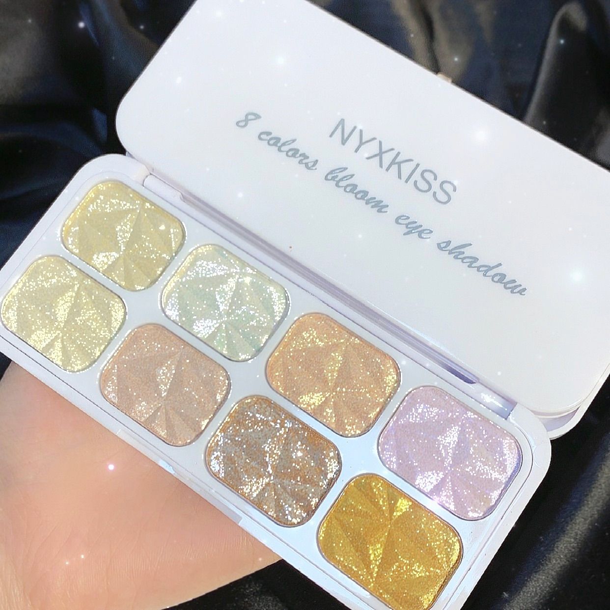 RMK〉「シンクロマティック アイシャドウパレット」全8色