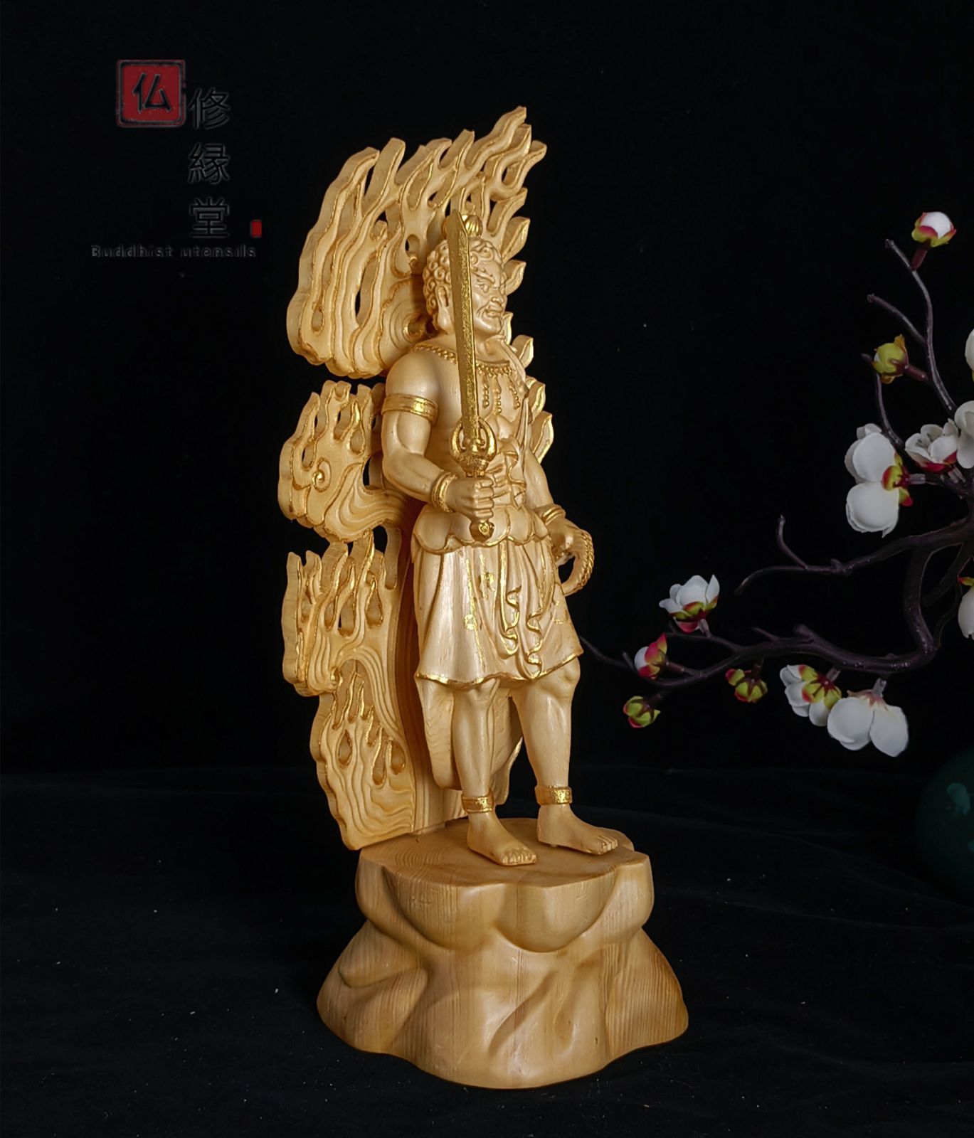 【修縁堂】最高級 木彫仏像 四天王 多聞天立像 彫刻 天然木檜材 仏師で仕上げ 修縁堂】最高級 木彫仏像 四天王 多聞天立像 彫刻 天然木檜材