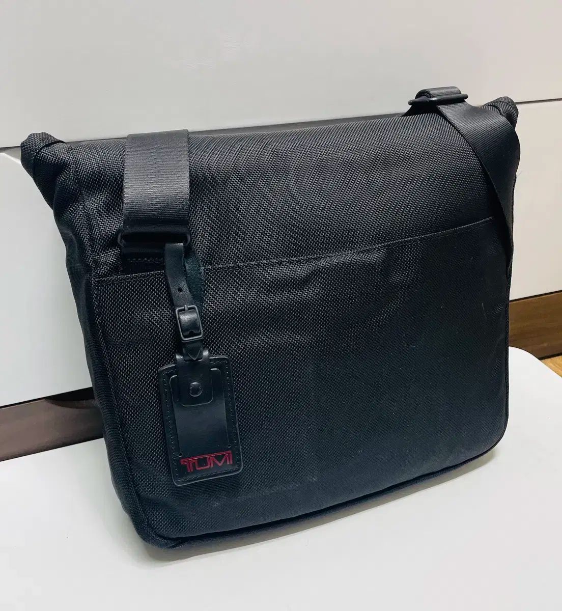 バッグ TUMI Alpha Netbook Mini Messenger TUMI Alpha Netbook Mini Messenger