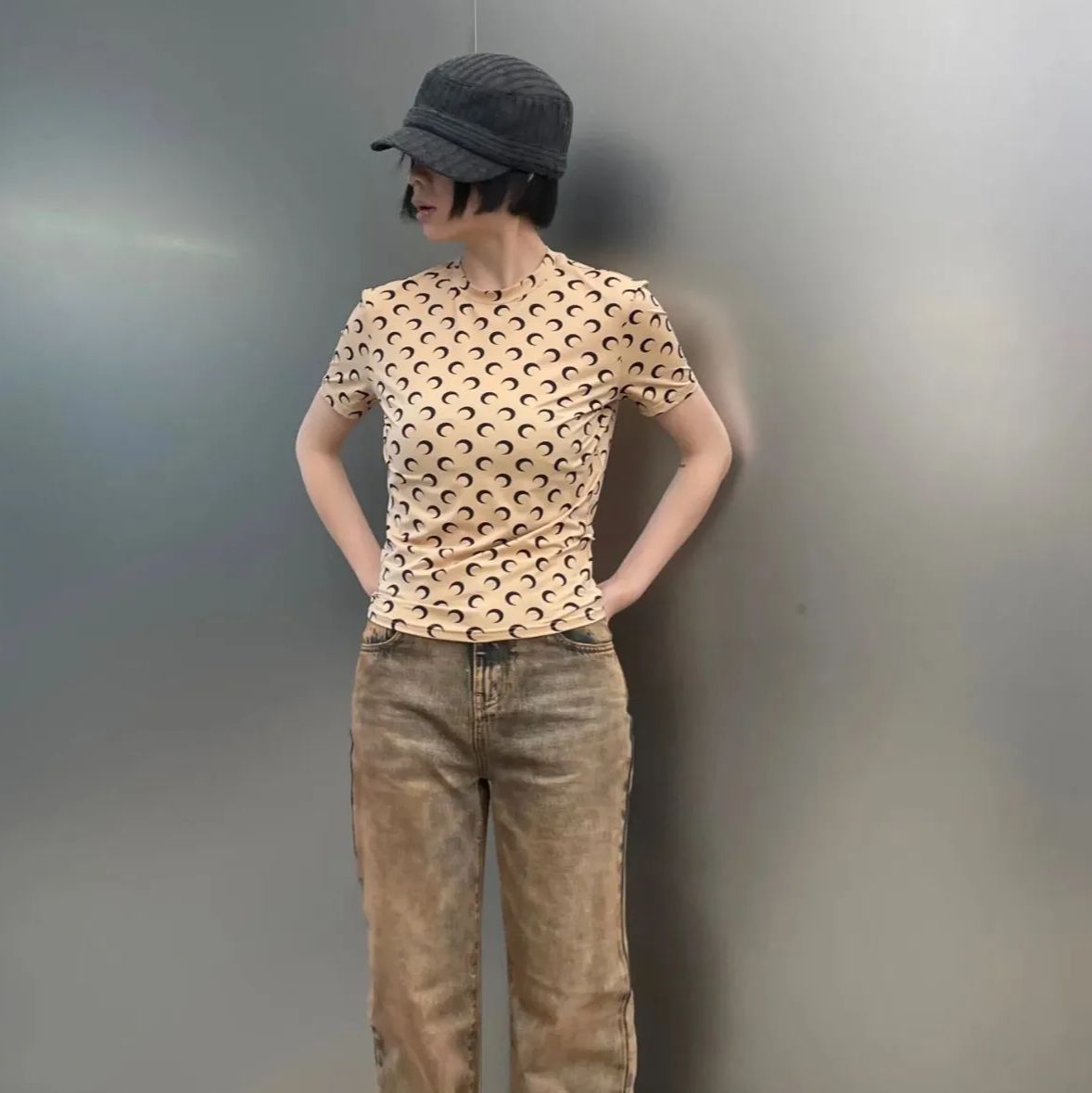 新品 MARINE SERRE 半袖Tシャツ 楽天市場】Marine Serre マリーン セル 半袖 Tシャツ MOON LOGO