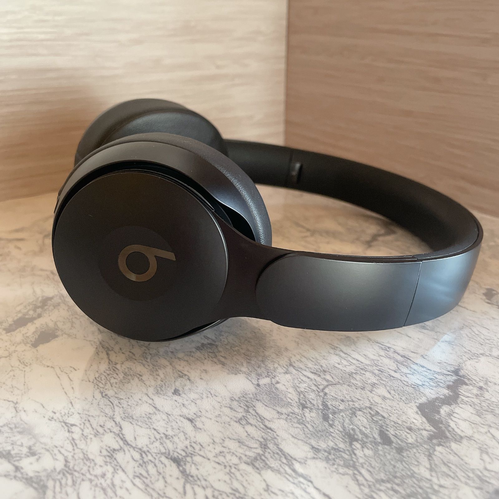 美品⭐︎ Beats SOLO PRO ワイヤレスヘッドホン ブラック ノイズキャンセル プロ - メルカリ