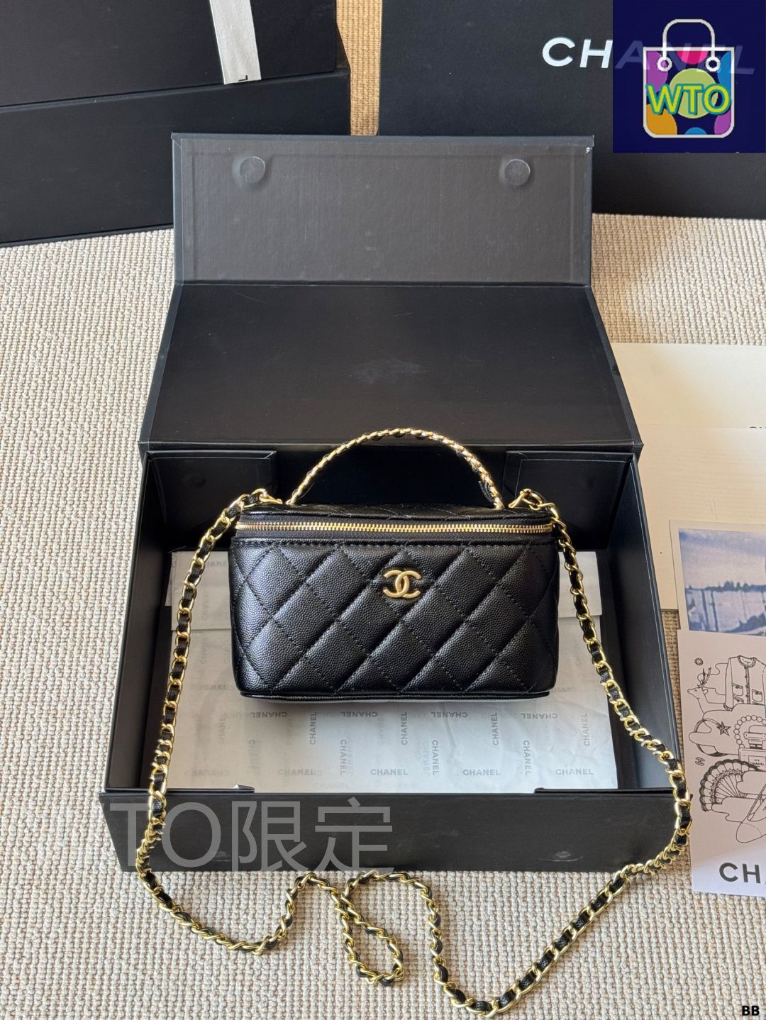 CHANEL ハンドバッグ CHANEL 1997年頃製 シルクサテンCCターンロックミニハンドバッグ