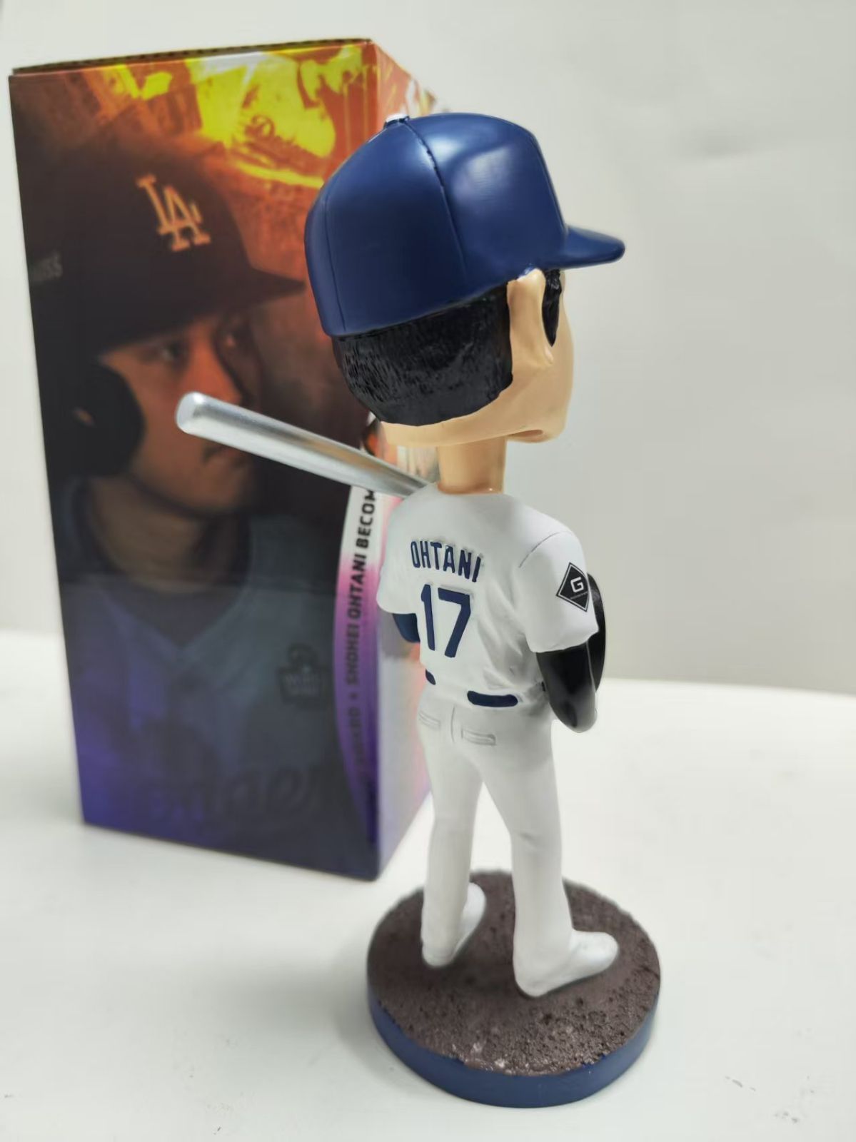 大谷翔平ボブルヘッド2025 DodgersシルバーバットMVP 大谷翔平フィギュア