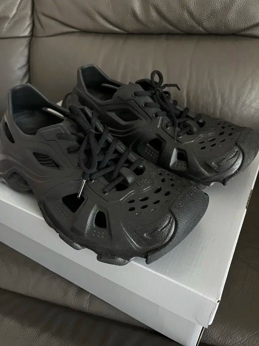 BALENCIAGA バレンシアガ hd 43