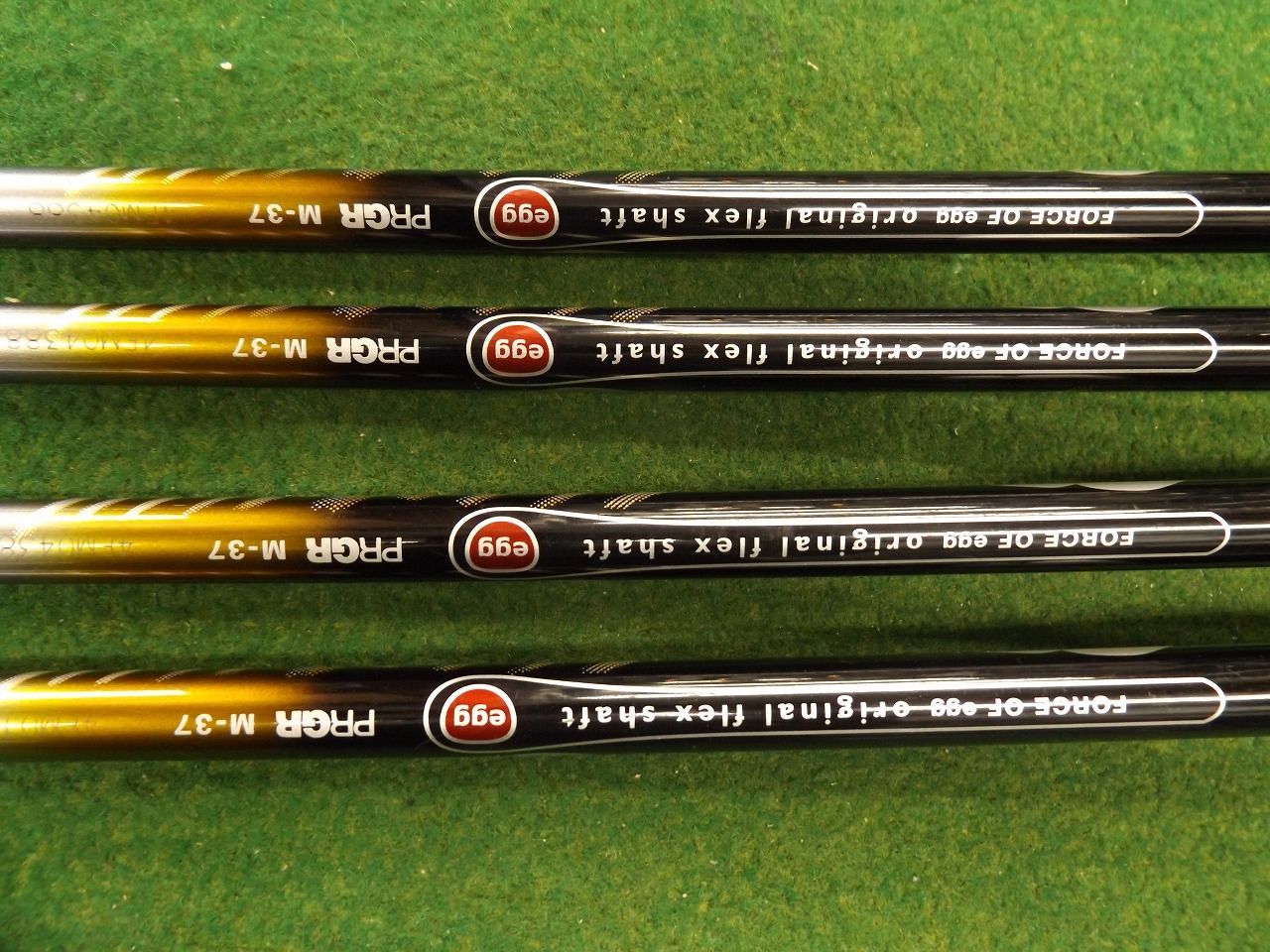 4840 SUPER egg #7-PW 純正カーボン M-37 PRGR プロギア