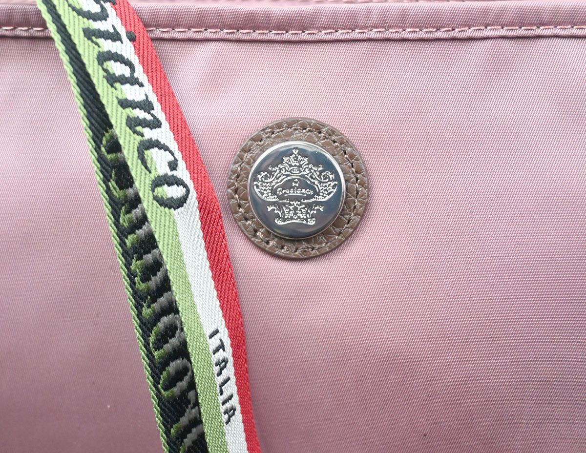 ナイロン ポーチ