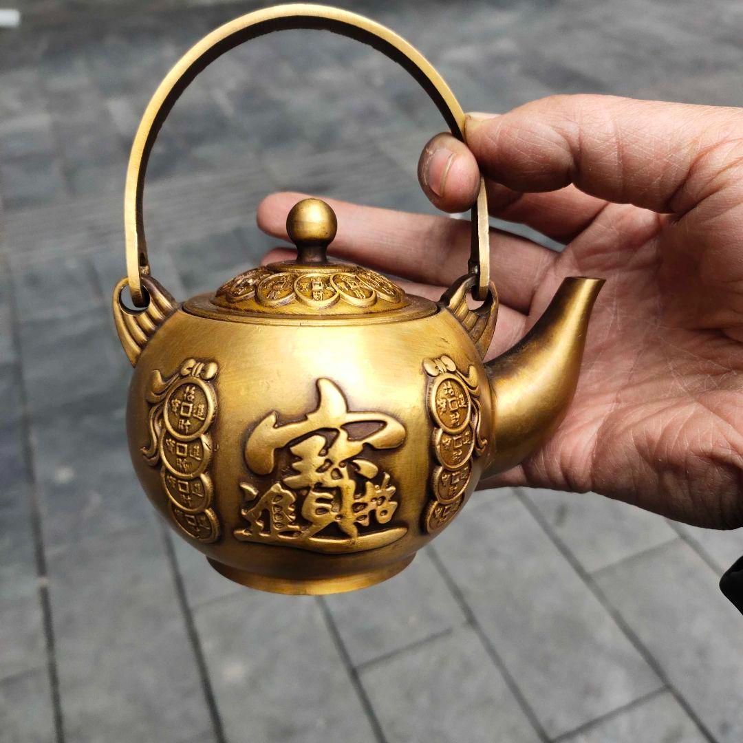 銅器 招財進宝茶壺 酒壺 提梁壺 茶道具 煎茶道具 工芸品 置物 銅器 招財進宝茶壺 酒壺 提梁壺 茶道具 煎茶道具 工芸品 置物