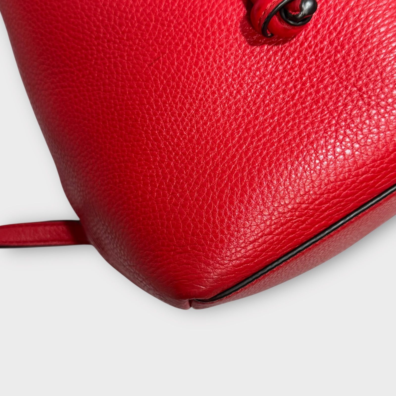 超美品✨TORY BURCH トリーバーチ　リュック　バックパック　赤系　レザー 超美品！TORY BURCH トリーバーチ レザー リュック バックパック