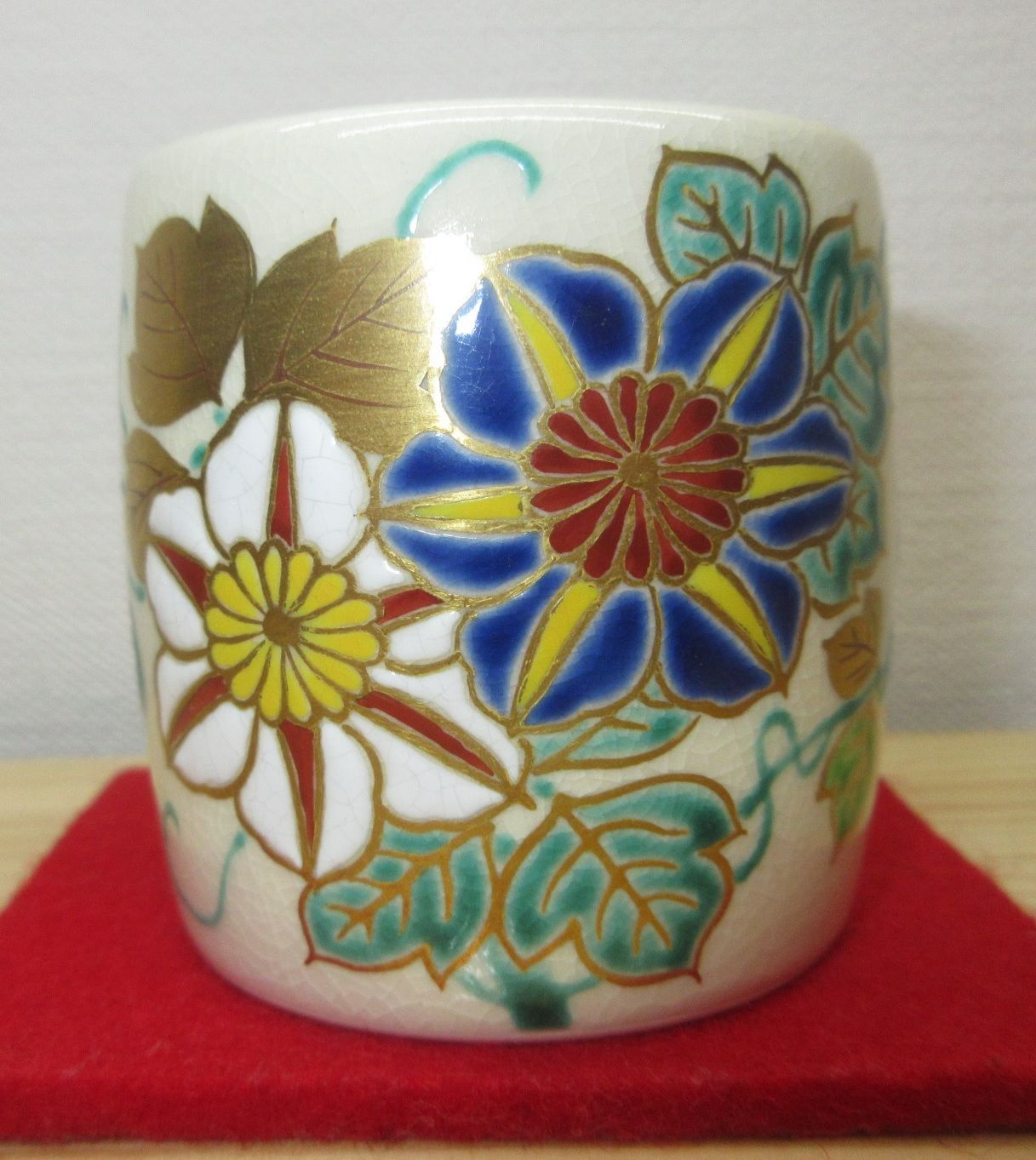送料込【逢絢亭・新品】茶道具 蓋置 京焼 仁清 鉄仙の図 御室窯 共箱入り 逢絢亭・新品】茶道具 蓋置 京焼 仁清 鉄仙の図 御室窯 共箱入り
