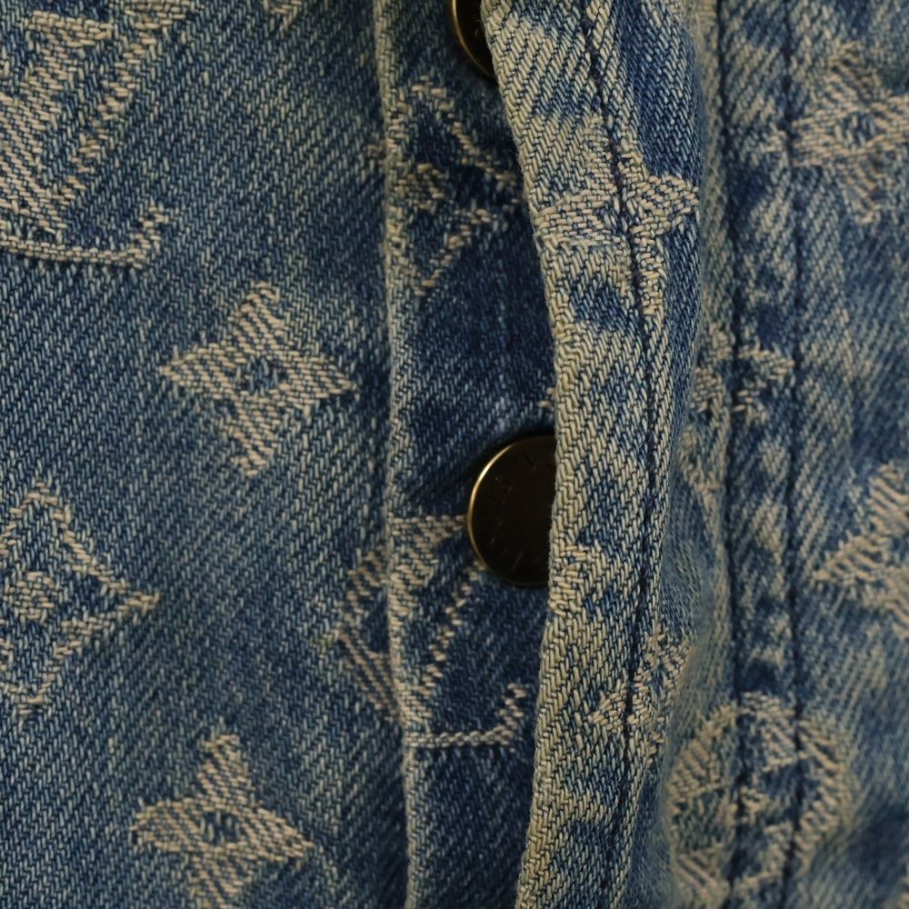 ブルー