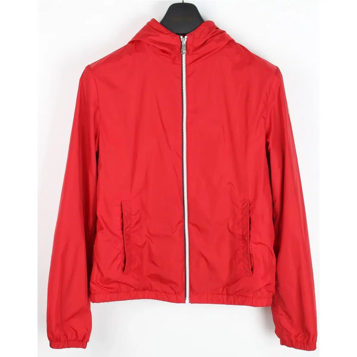 モンクレール・キッズ ロゴフーデッドジャケット（ウィンドブレーカー