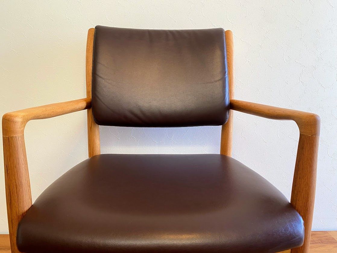 飛騨産業 CRESCENTシリーズ アームチェア SG270A 仕上済み② 飛騨産業 CRESCENTシリーズ アーム チェア SG270A 仕上済② - メルカリ