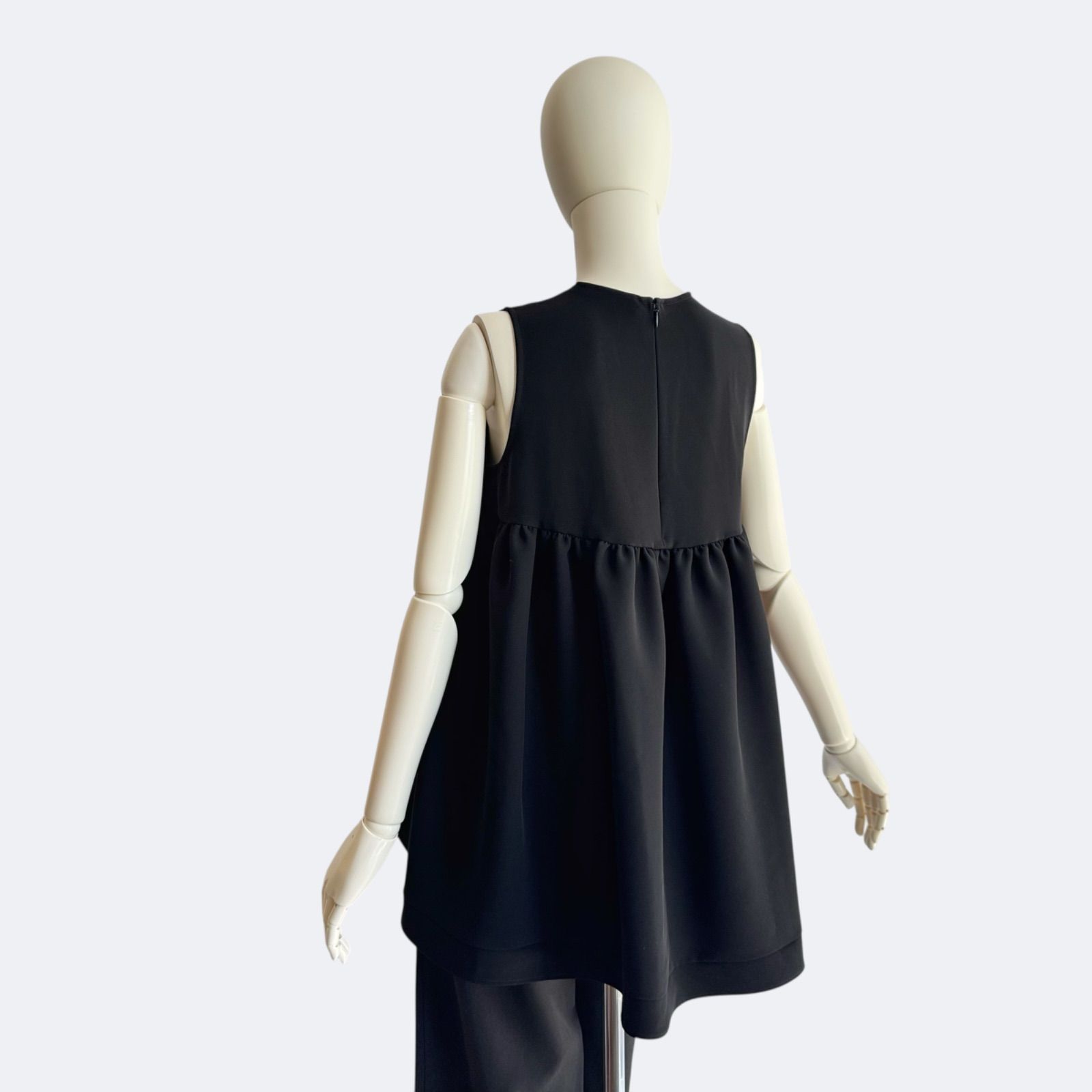 YOKO CHAN 新品未使用 ベージュ ノースリーブニット サイズ38 美品☆YOKO CHAN Aラインフレア ノースリーブ カットソー 38