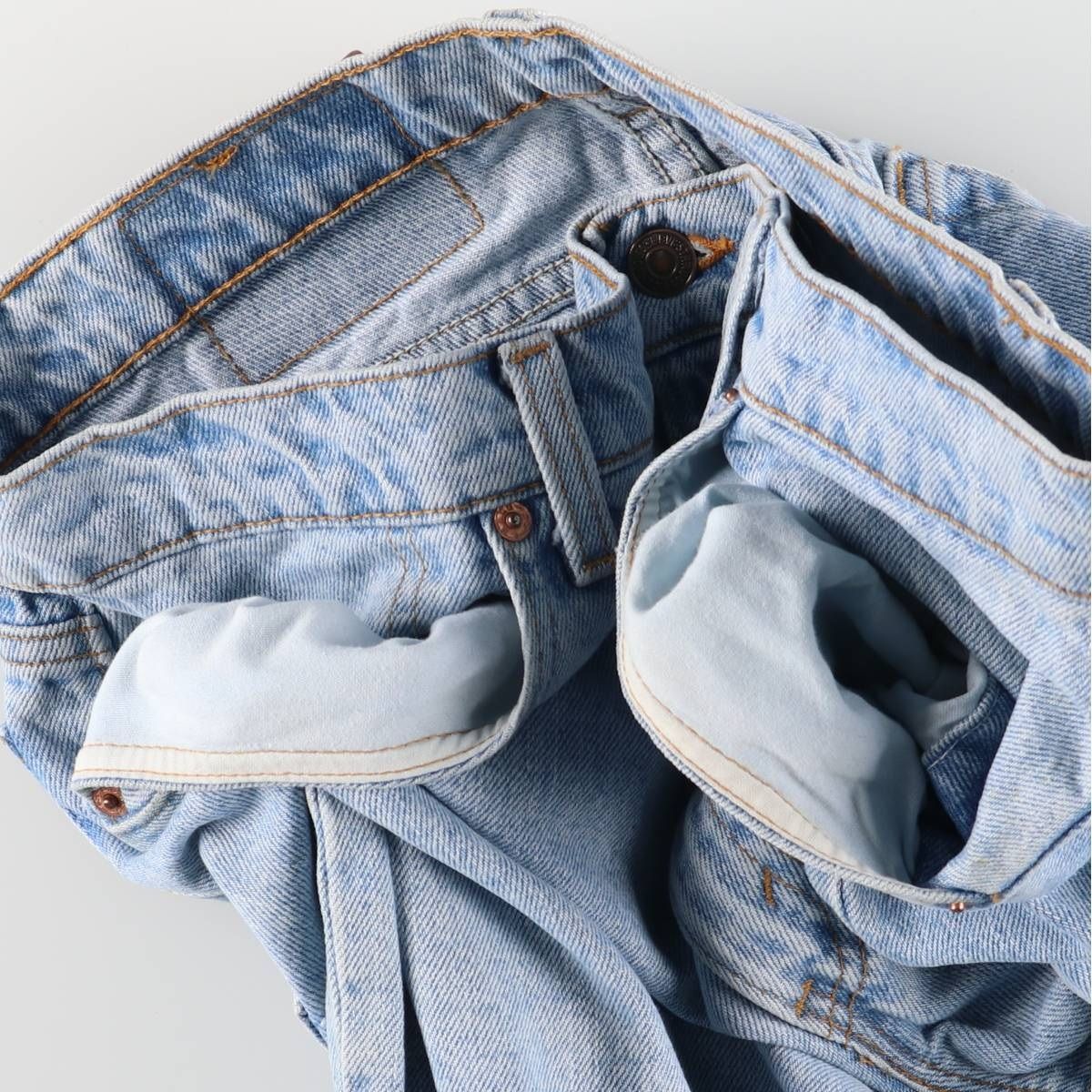 リーバイス Levi