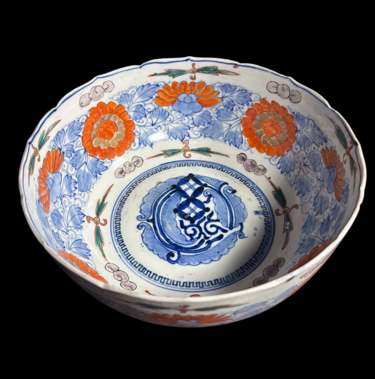 骨董 古伊万里 伊万里 鉢 菊型 色絵 陶器 アンティーク 深鉢 器 木箱 骨董 古伊万里 伊万里 鉢 菊型 色絵 陶器 アンティーク 深鉢 器 木箱