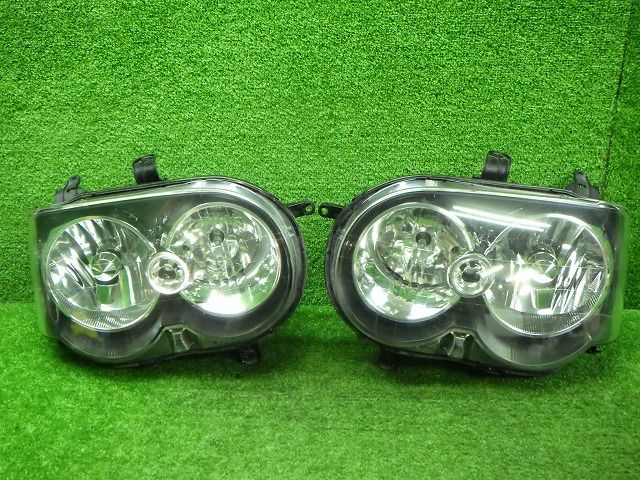 ダイハツ L150S/L160S 後期 ムーヴカスタム ヘッドライト左右 HID 100-51786 240717129