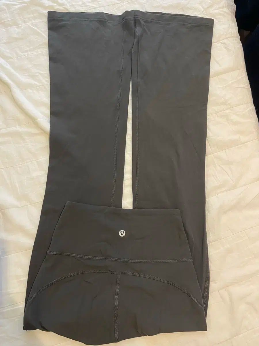 lululemon(ルルレモン) アジアフィット フレア レギンス XS