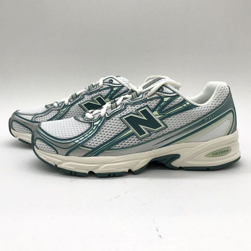 NEW BALANCE U740 スニーカー 新品同様 U740GR2 ローカット