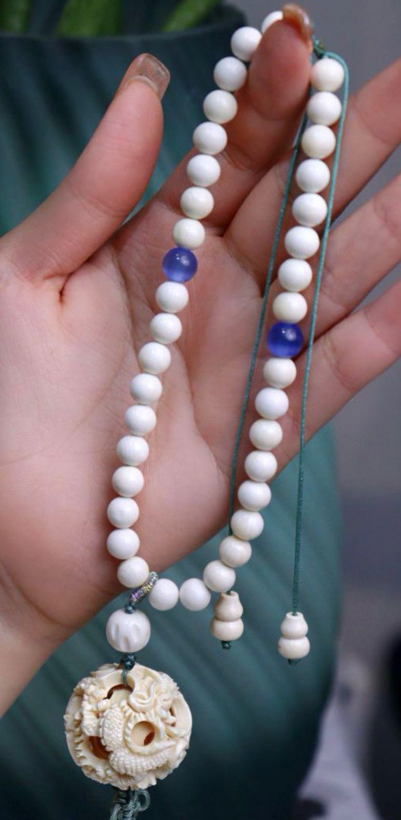 天然マンモス牙美しい手作り神技鬼工の球手持ち　ブレスレット 天然マンモス牙美しい手作り神技鬼工の球手持ちブレスレット