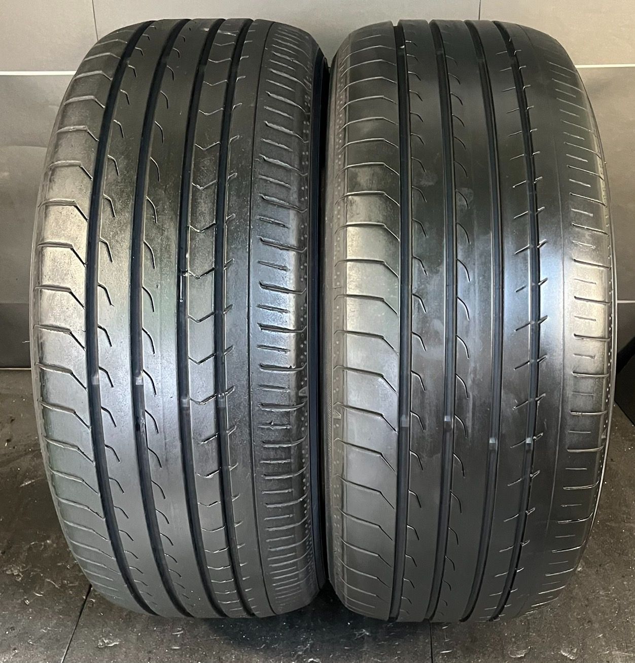 2025年製　ヨコハマ　ブルーアース　RV03　235/50R18　国産　2本 rv034_1.jpg