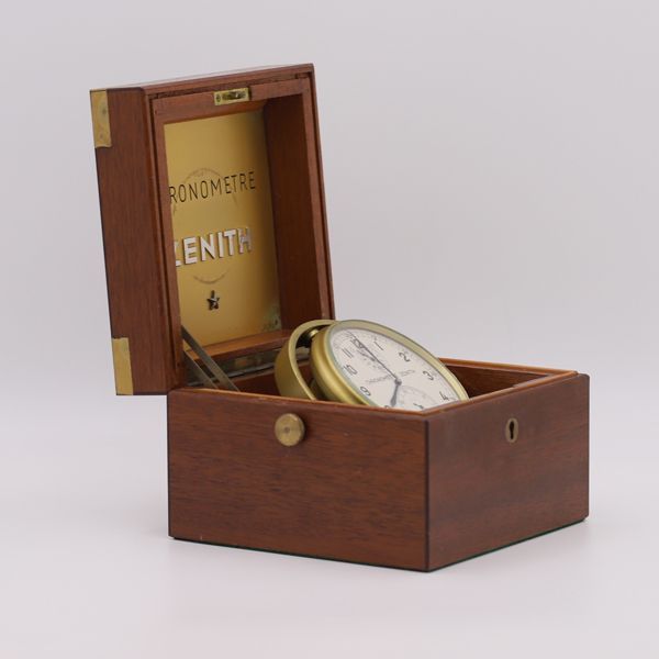 ZENITH CHRONOMETRE（船舶用精密時計） デッドストック級 ゼニス ネジ巻き クロノメーター アイボリー文字盤