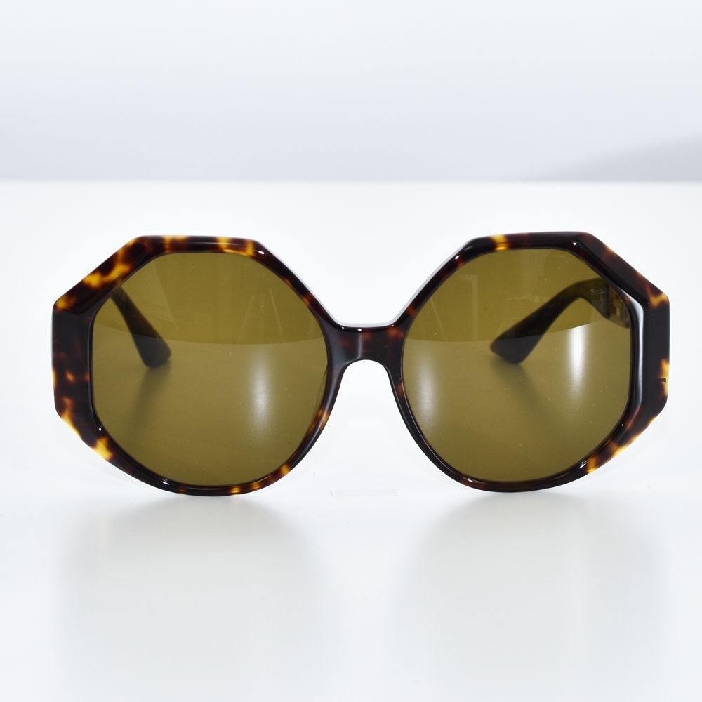 ブラウン チェーン付き