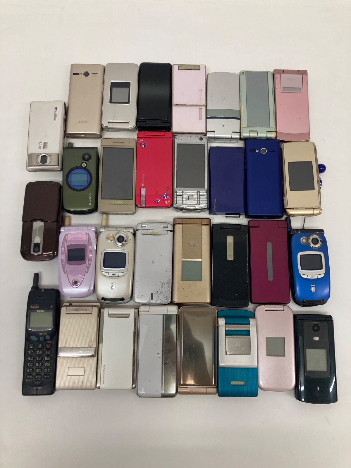 ガラケー 携帯 ガラケー各種 30個まとめ売り 【公式通販】 ジャンク 携帯電話本体