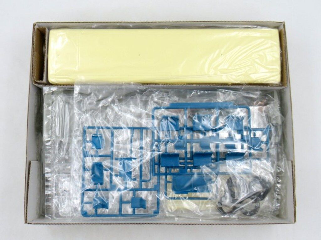 アオシマ 1/32 井村屋 肉まんあんまん ラッピングバス 三菱ふそう