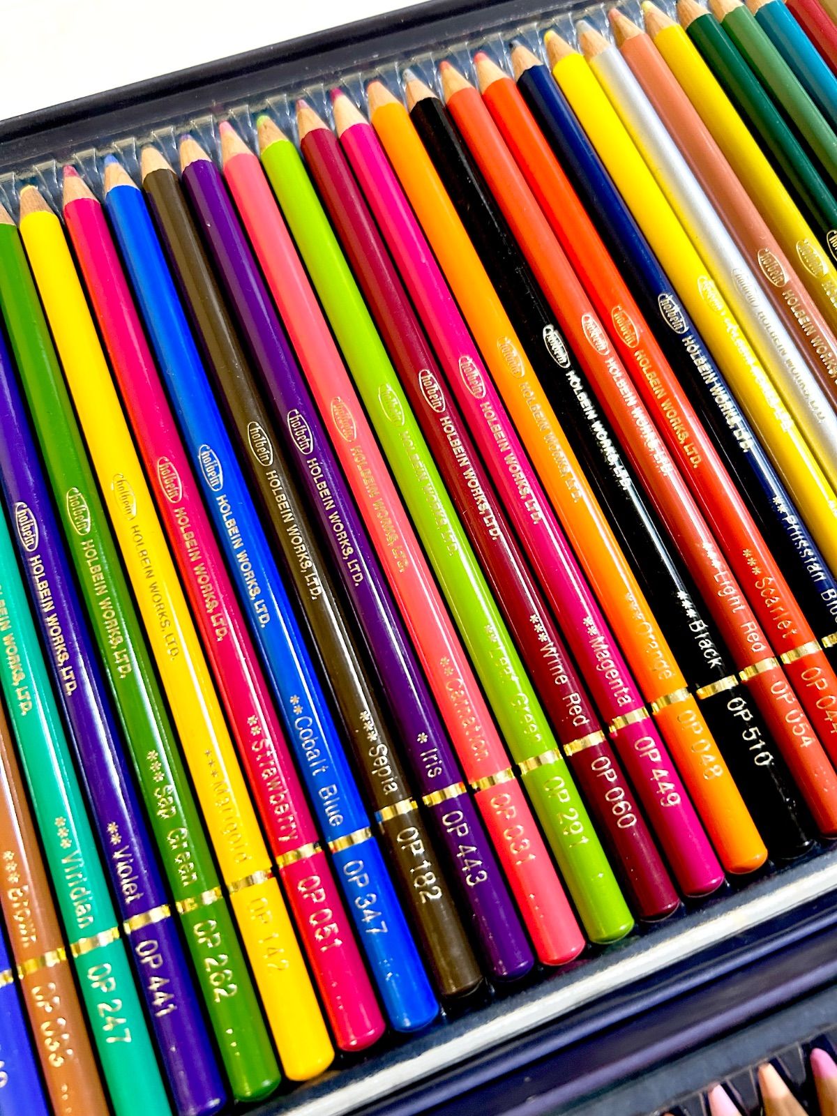 アーチスト色鉛筆 100色